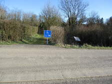 376471